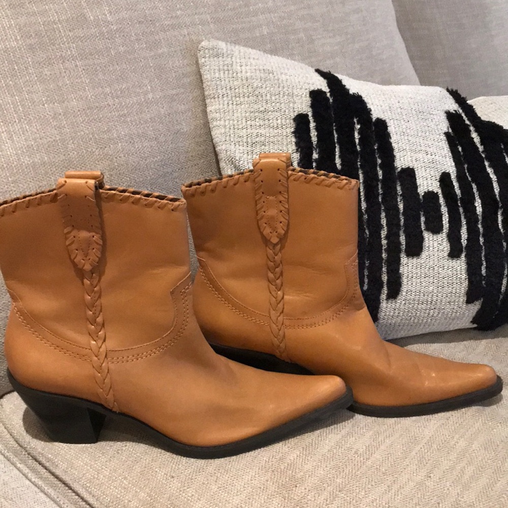 FRANCO SARTO pointy toe booties